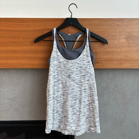 Lululemon Twist & Toil Tank, Size 4 - Picture 5 of 15